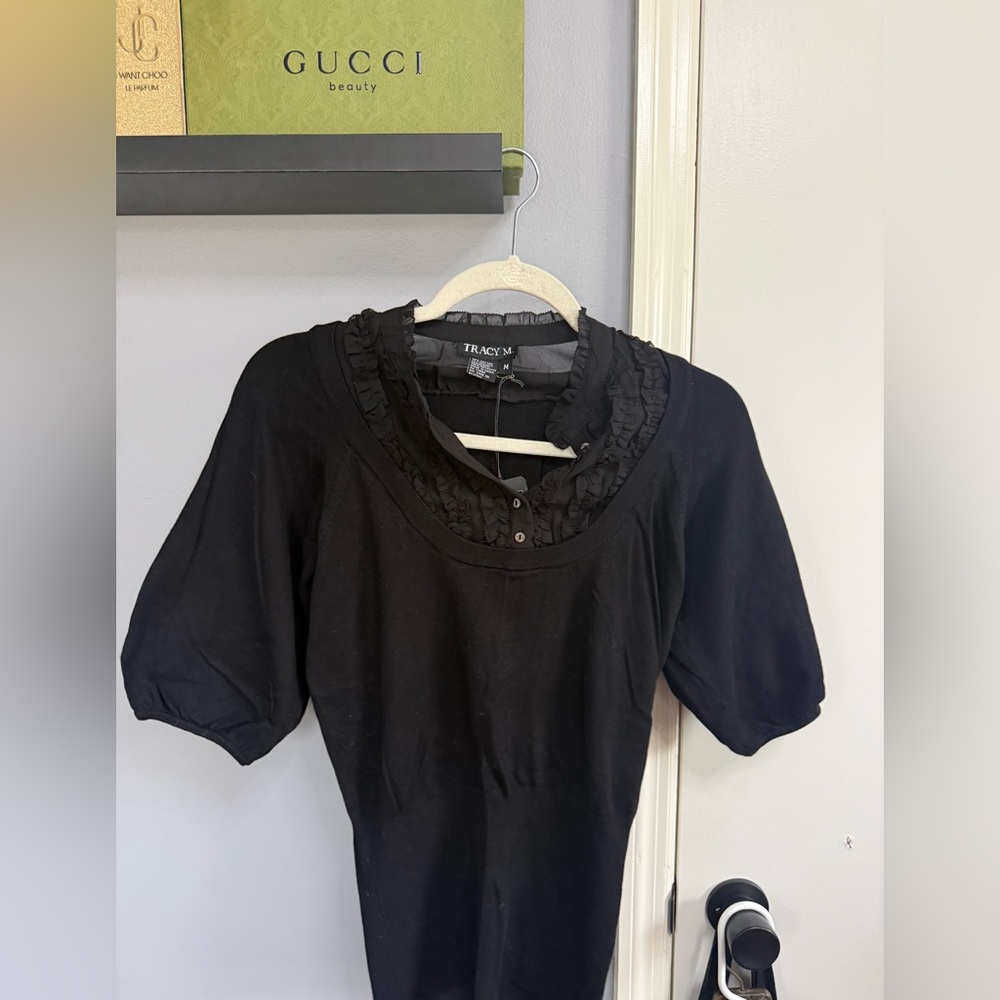 Tracy M Black Ruffled Scoop Neck Puff Sleeve Top
